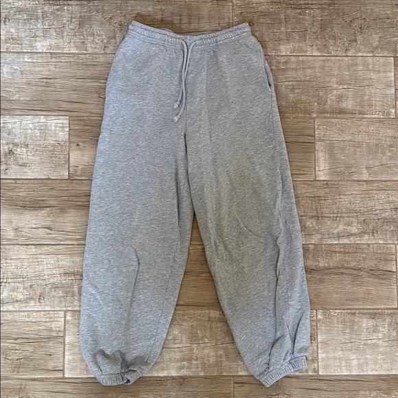 Aeropostale Gray Sweatpants with drawstring - Picture 1 of 2